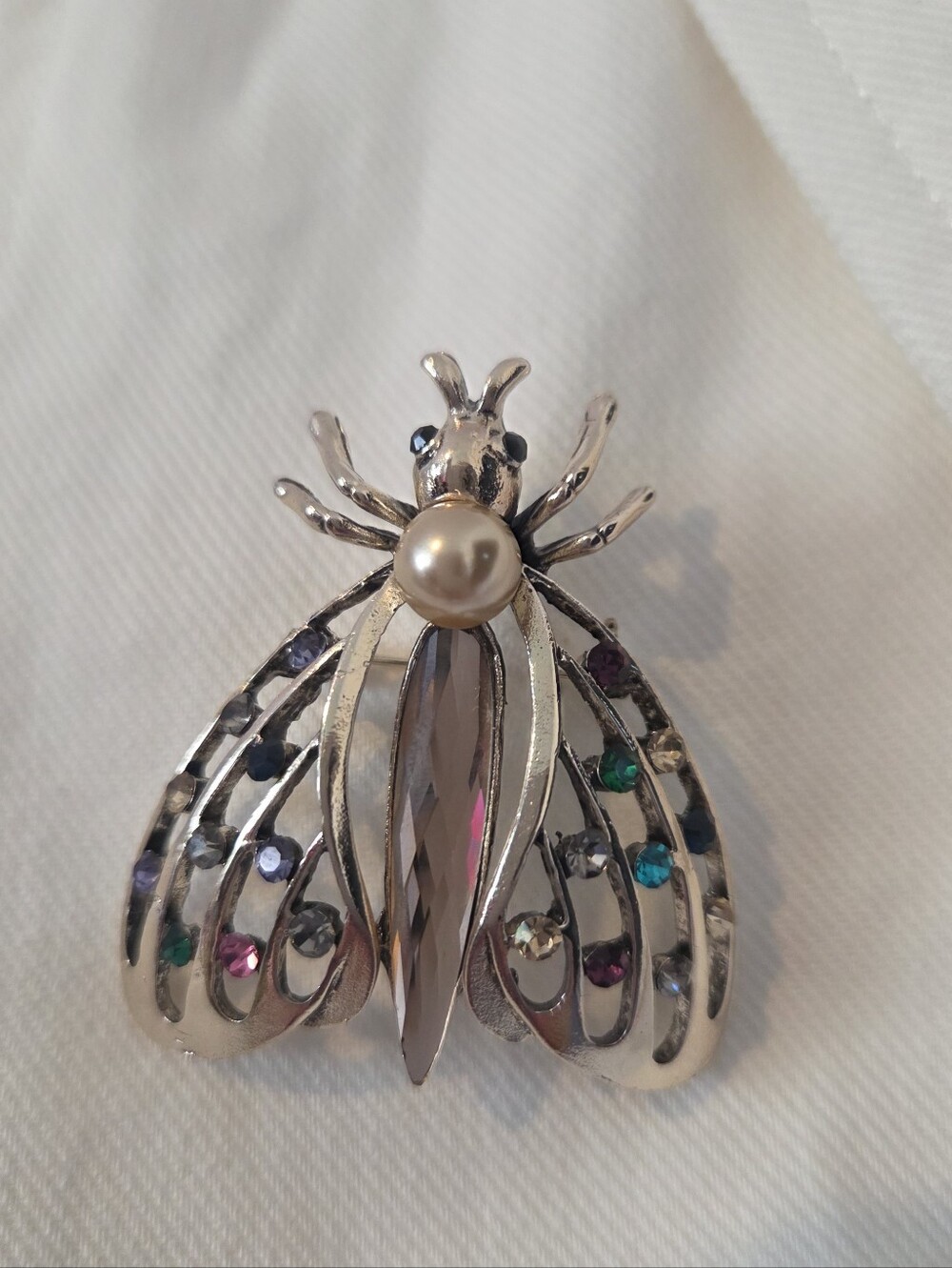 Art Deco Rhinestone Cicada/Fly Brooch with Pearl Accent NWOT